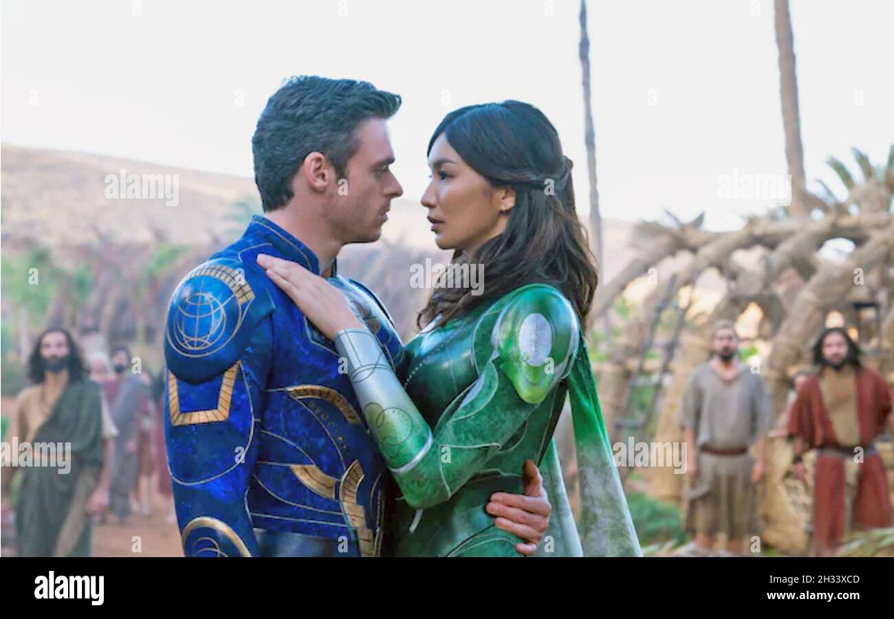 ETERNALS 2021 Walt Disney Studios Motion Pictures film with Richard Madden and Gemma Chan Stock Photo