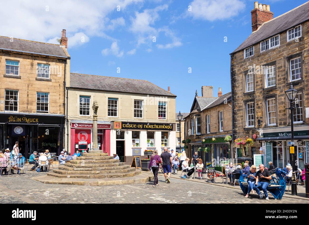 Alnwick town northumberland uk hires stock photography and images Alamy