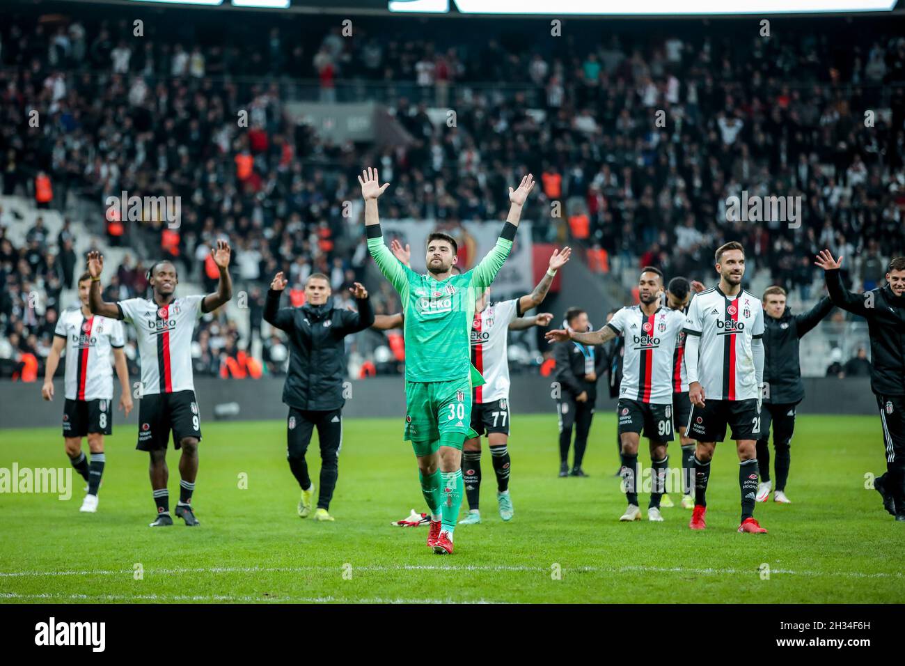 ISTANBUL, TURKEY - OCTOBER 25: players of Besiktas JK celebrate the win  during the Super Lig match between Besiktas and Galatasaray at Vodafone  Park on October 25, 2021 in Istanbul, Turkey (Photo