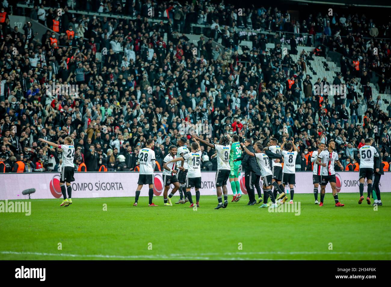 ISTANBUL, TURKEY - OCTOBER 25: players of Besiktas JK celebrate the win  during the Super Lig match between Besiktas and Galatasaray at Vodafone  Park on October 25, 2021 in Istanbul, Turkey (Photo