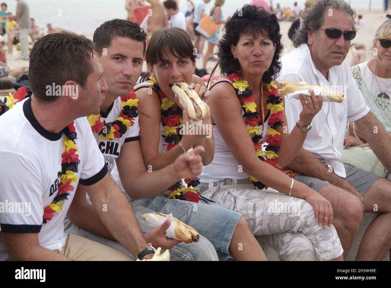 Balearen, Mallorca, s'Arenal, Megaparc, Fußballweltmeisterschaft 2006, Deutschland - Equador, Fußballfans, Majorca, football World Cup Stock Photo