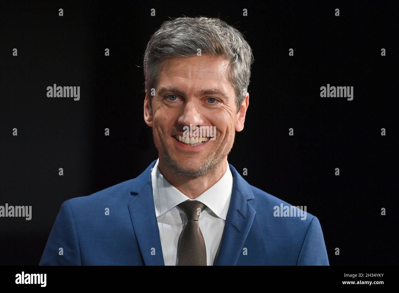 Moderator Ingo ZAMPERONI, single image, cropped single motif, portrait, portrait, portrait
