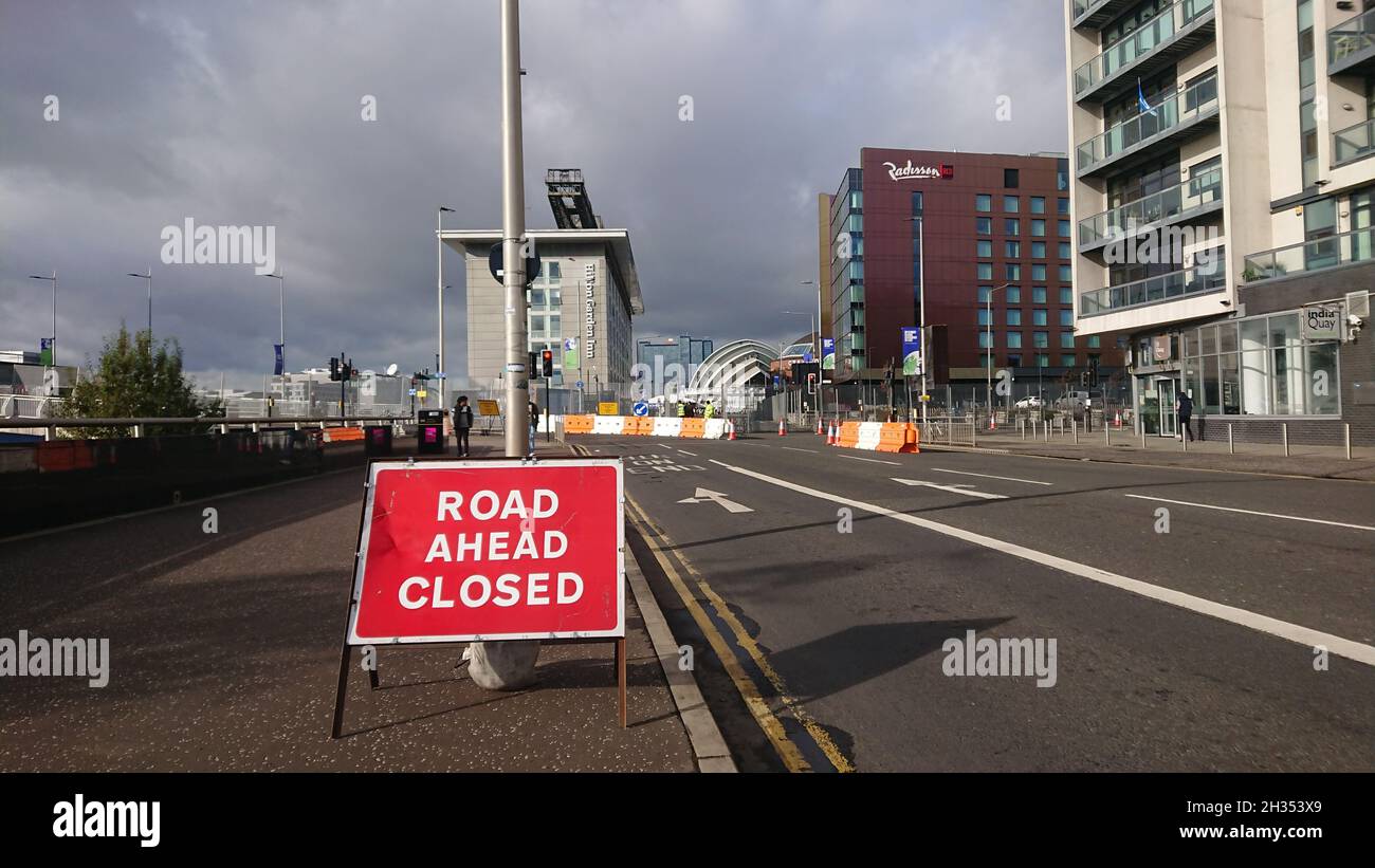 COP26 Glasgow Road Closed Sign Stock Photo Alamy