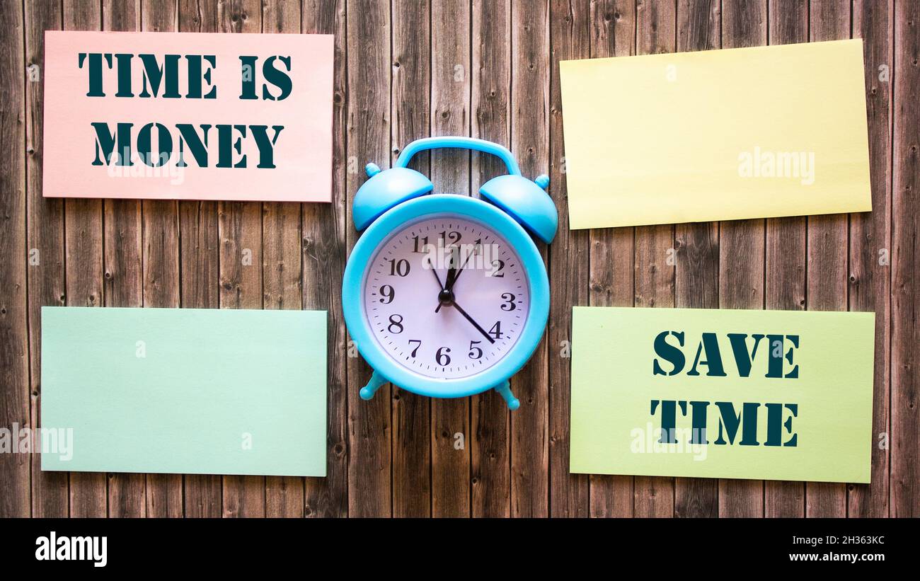 Money memo holder hi-res stock photography and images - Alamy