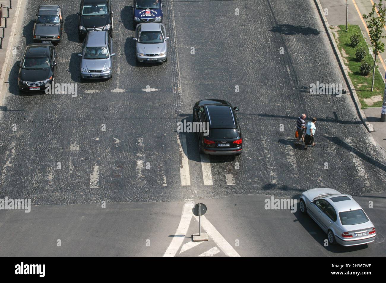 Car traffic bucharest hi-res stock photography and images - Alamy