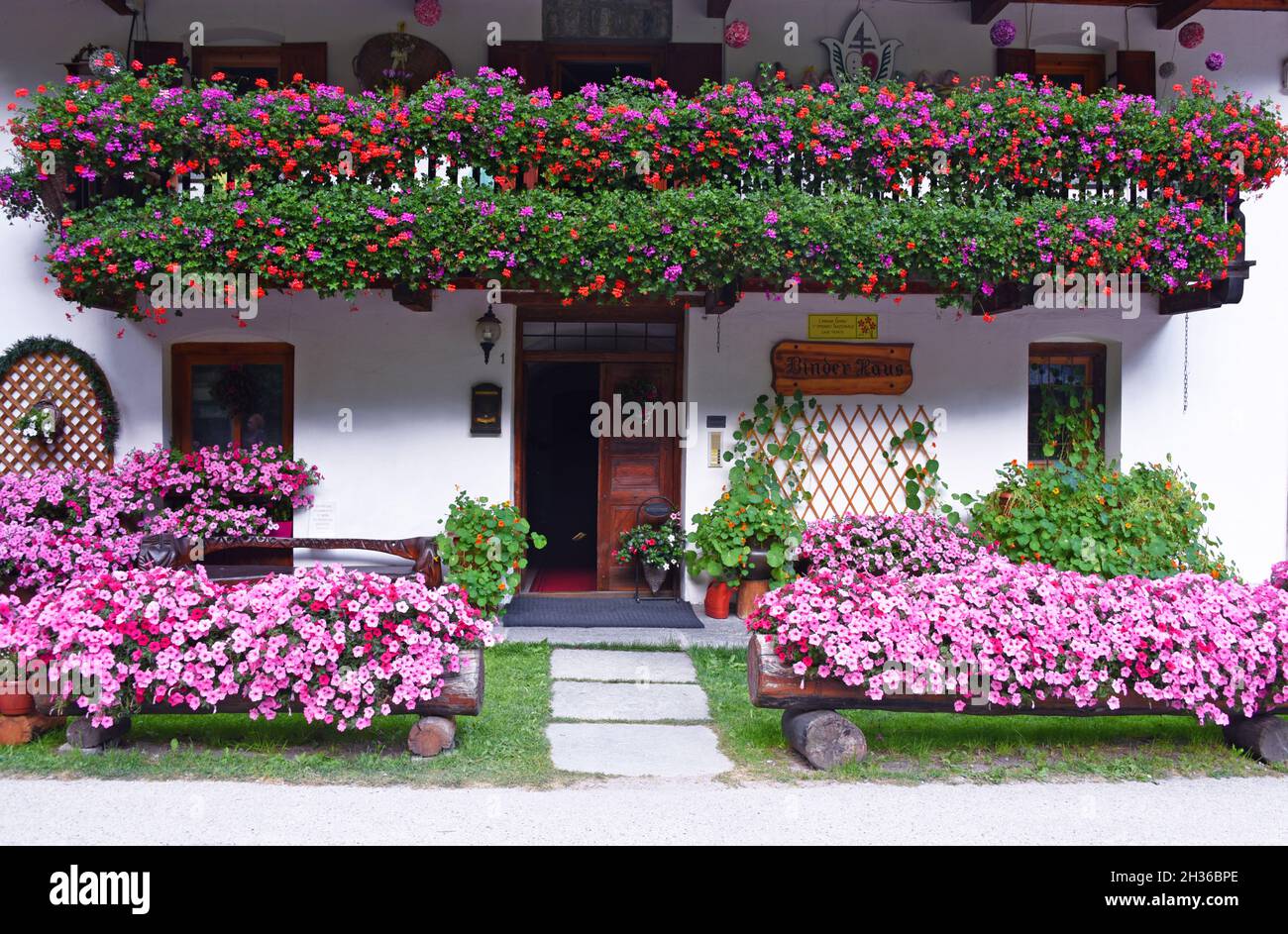 Italia, Val d' Aosta, Gressoney la Trinite, the village and architecture Stock Photo