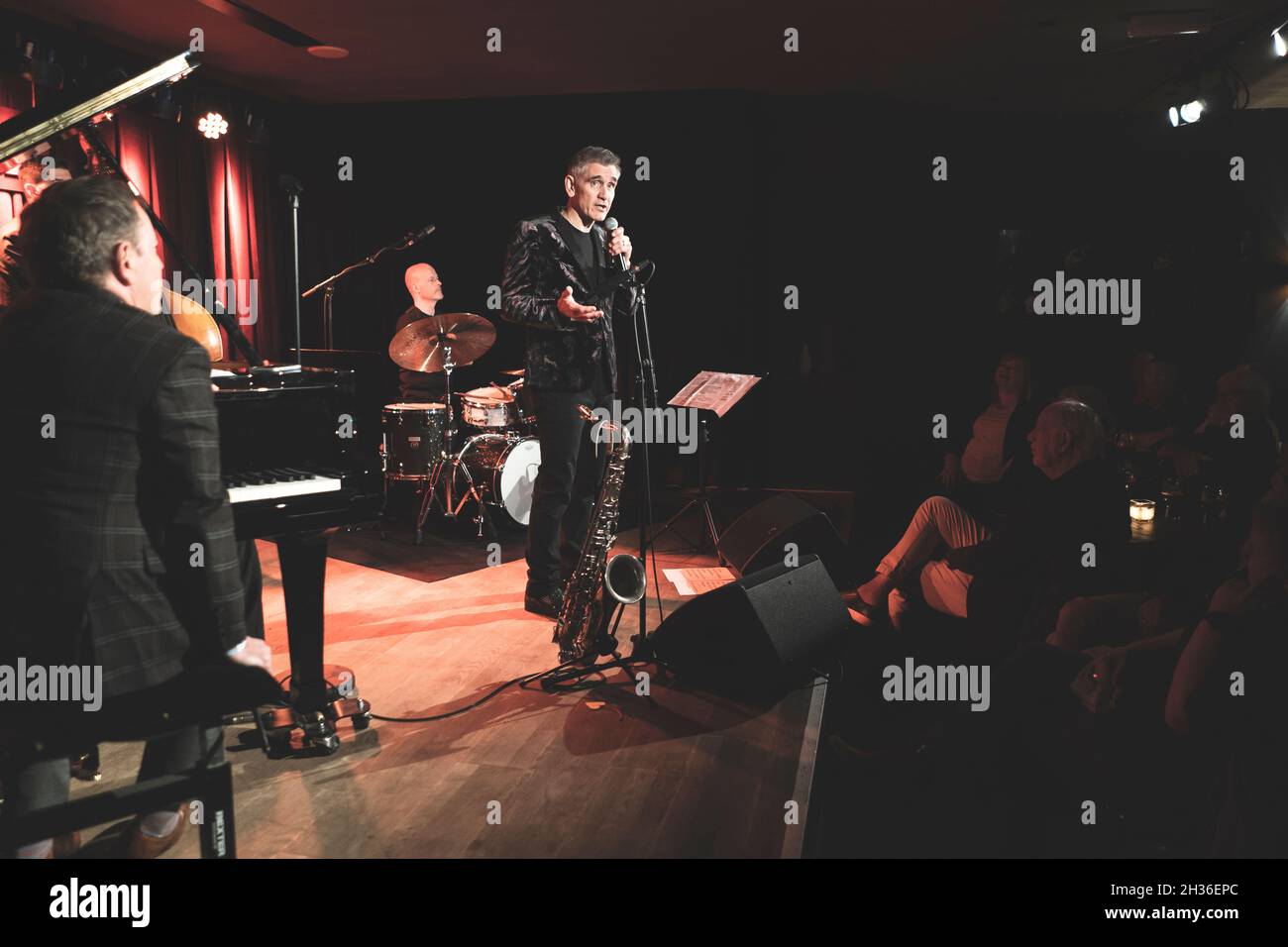 Odense, Denmark. 25th Oct, 2021. The American jazz singer, songwriter and saxophonist Curtis Stigers performs a live concert at Dexter in Odense. (Photo Credit: Gonzales Photo/Alamy Live News Stock Photo