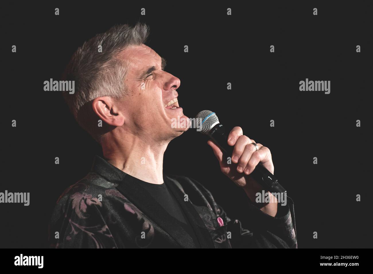 Odense, Denmark. 25th Oct, 2021. The American jazz singer, songwriter and saxophonist Curtis Stigers performs a live concert at Dexter in Odense. (Photo Credit: Gonzales Photo/Alamy Live News Stock Photo