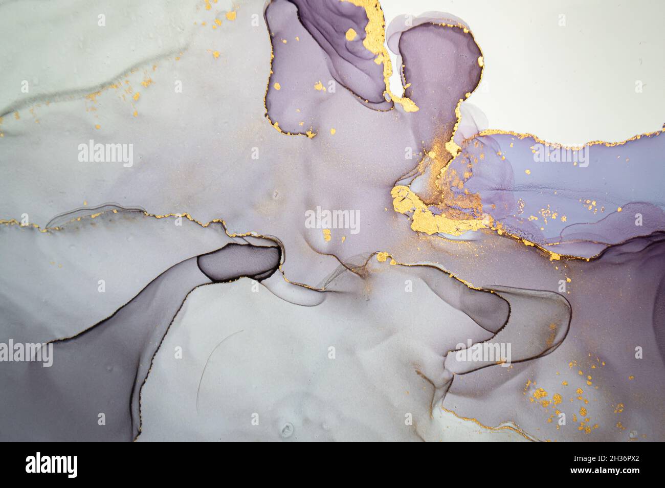 Metallic Abstract Background Liquid. Alcohol Ink Drops. Gold Flow ...