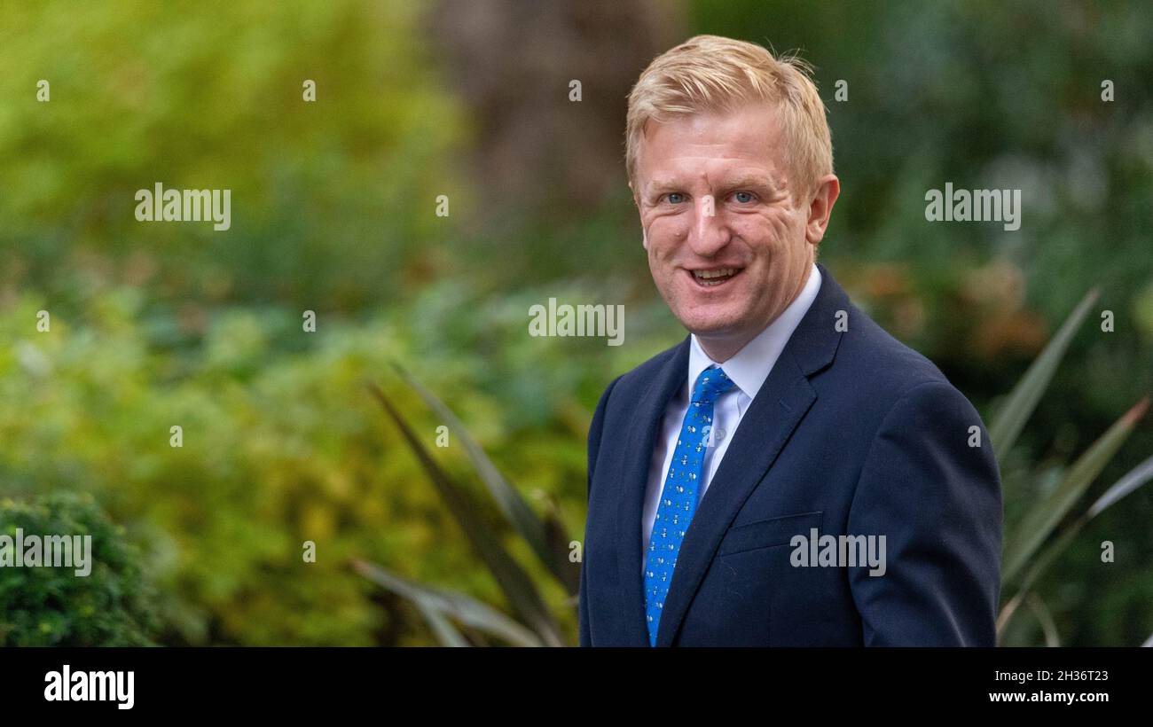 London, UK. 26th Oct, 2021. Cabinet Ministers in Downing Street, Oliver Dowden, Minister without Portfolio Credit: Ian Davidson/Alamy Live News Stock Photo
