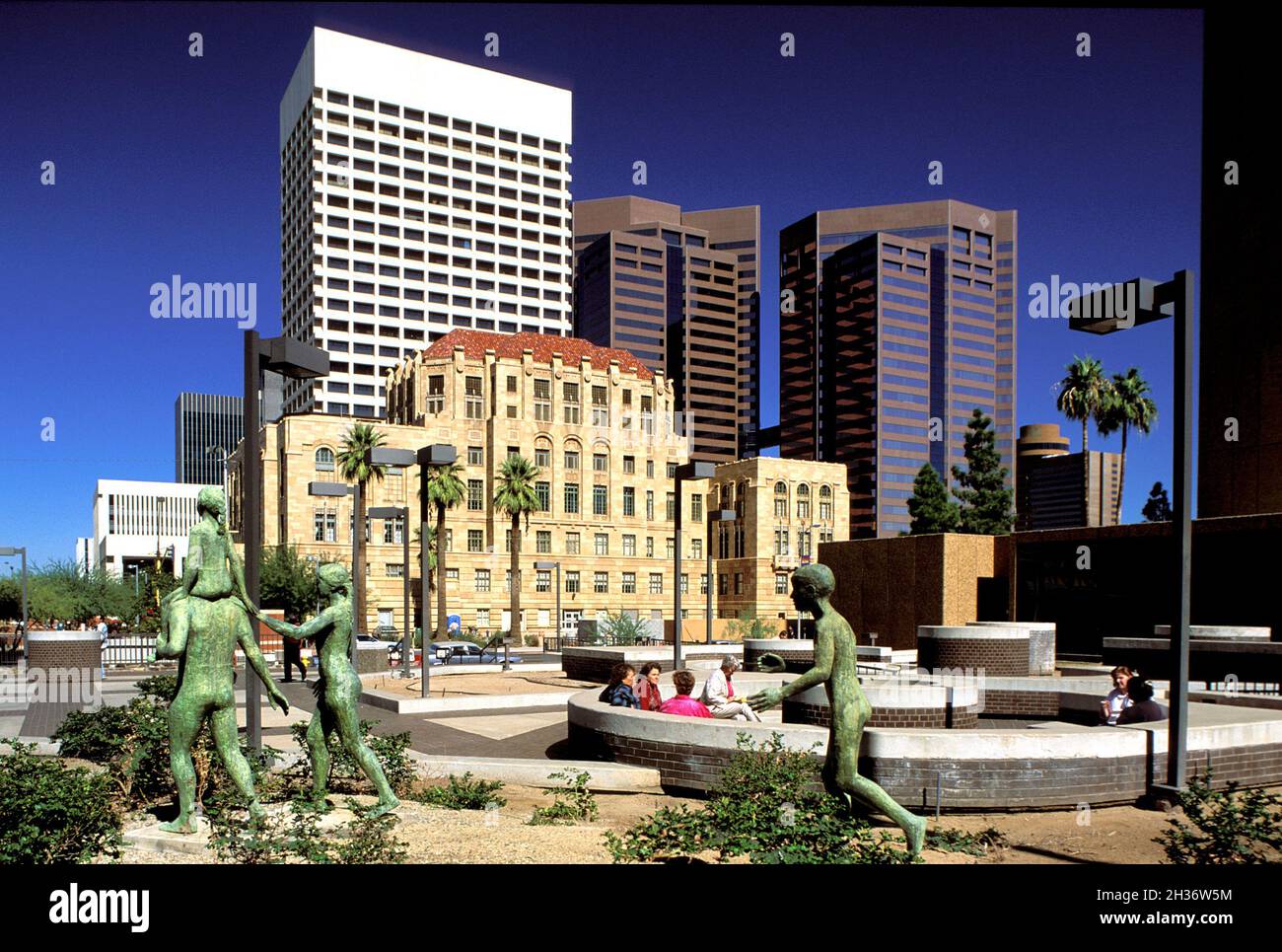 USA, ARIZONA, PHOENIX . THE OLD CITY HALL AND CAESAR CHAVEZ MEMORIAL PLAZA Stock Photo