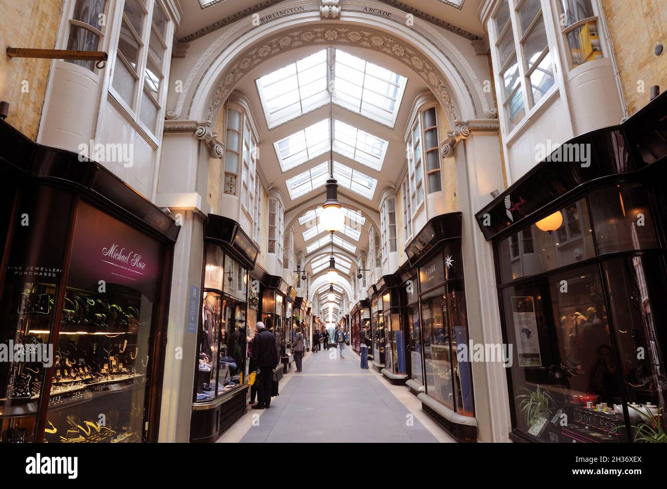 Burlington arcade exterior hi-res stock photography and images - Alamy