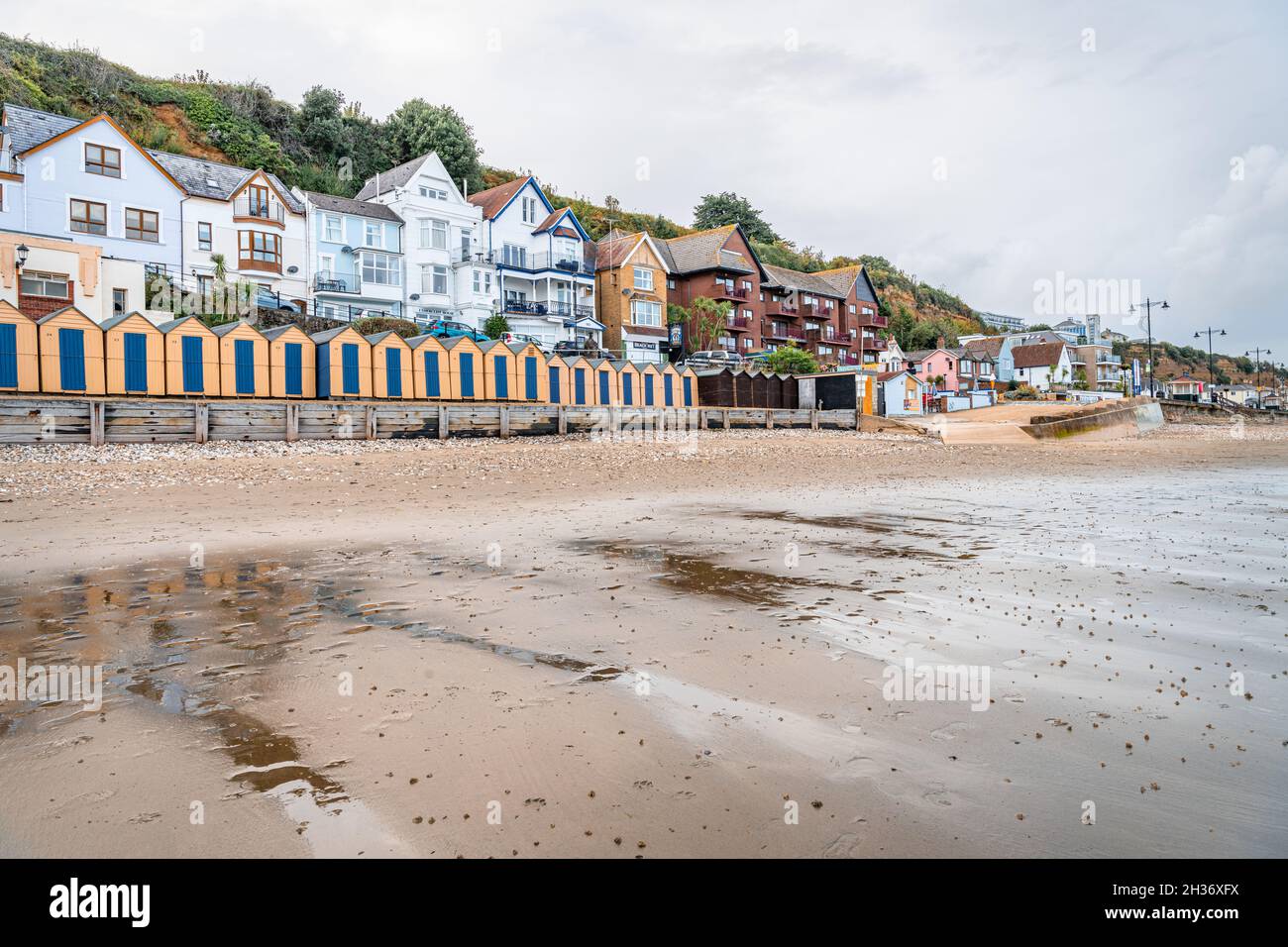 the-beach-beach-huts-and-seafront-at-shanklin-on-the-isle-of-wight