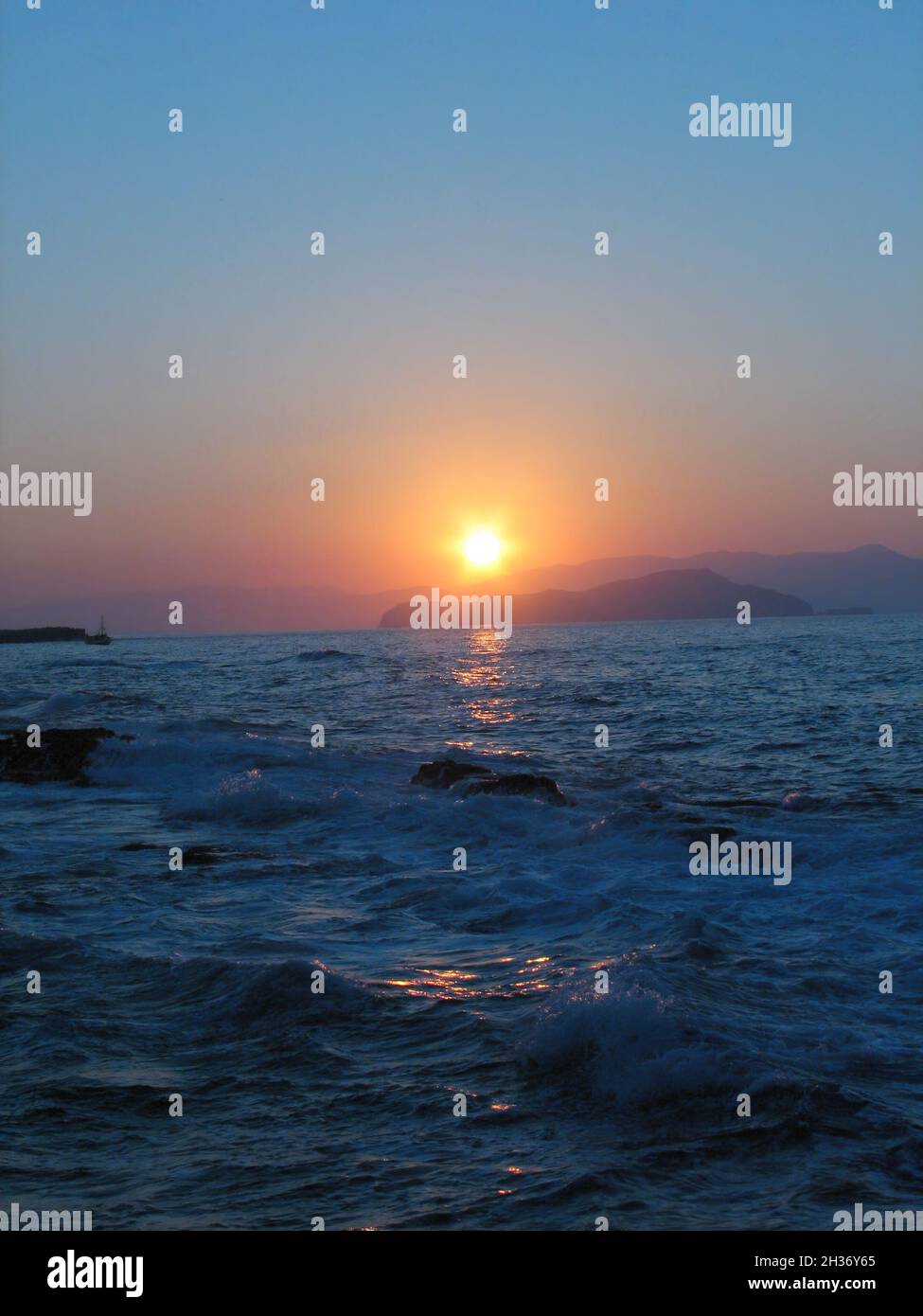 Mathale Viweb Beautiful sunset view from Matala beach Greece, Crete Stock Photo - Alamy