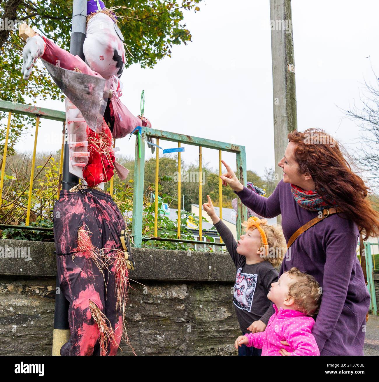 Halloween Scarecrows in Leap Village, West Cork, Ireland Stock Photo