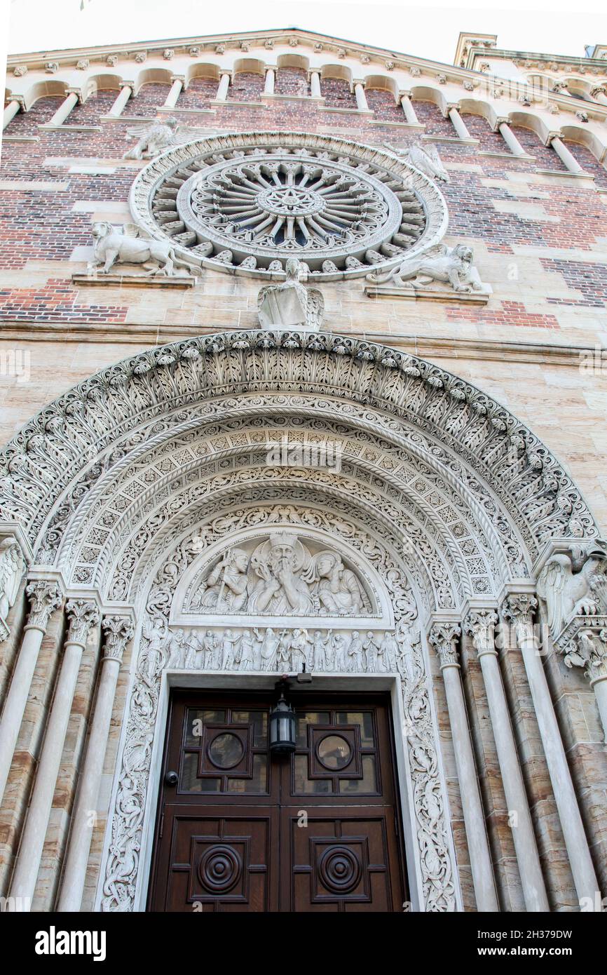 NEW YORK, NY, USA DECEMBER 5, 2012 St. John Nepomucene R.C. Slovak church Stock Photo Alamy