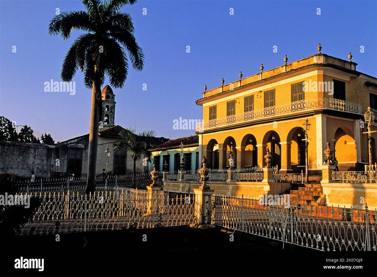 CUBA, THE CITY OF TRINIDAD, WHICH HAS RETAINED ITS CHARM, AS THE PALACIO BRUNET WHICH HOUSES THE ROMANTIC MUSEUM SINCE 1974, INCLUDING THE LUXURIOUS D Stock Photo