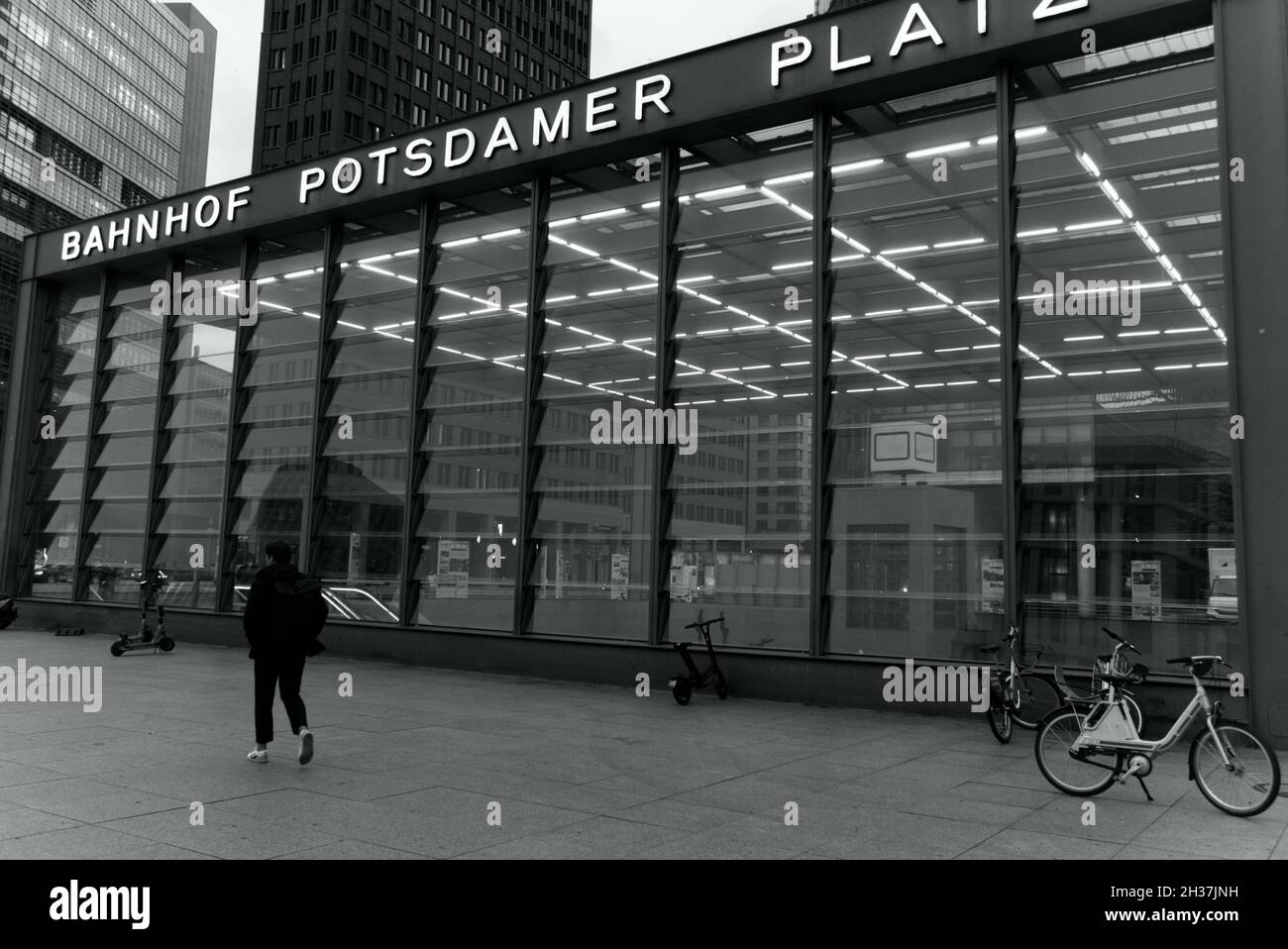 train station Potsdamer Platz Stock Photo Alamy