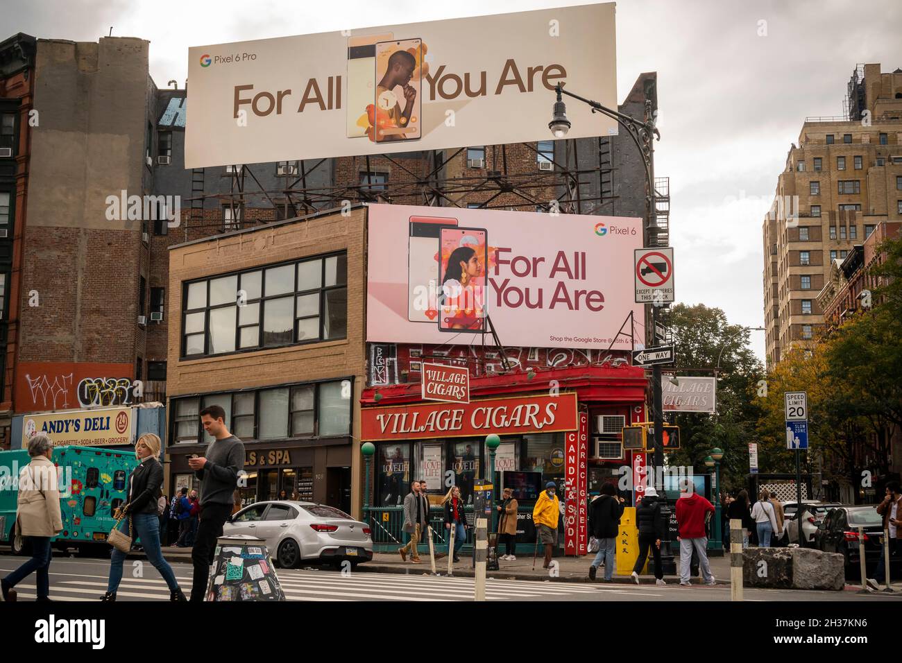 Advertising billboards for Google’s Pixel Pro 6 smartphone in Sheridan Square in Greenwich Village in New York on Sunday, October 24, 2021. (© Richard B. Levine) Stock Photo