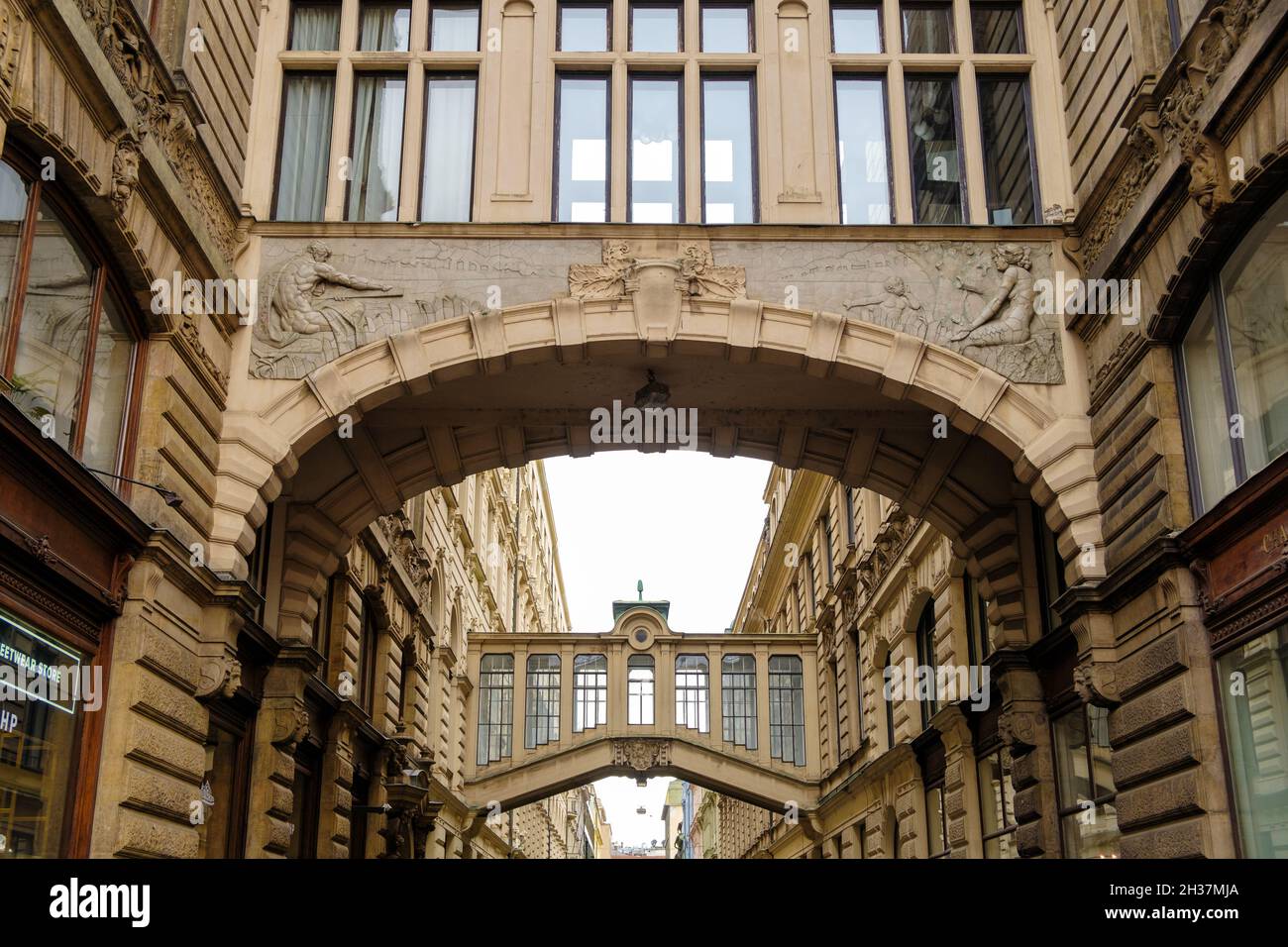 Bridge between two buildings hires stock photography and images Alamy