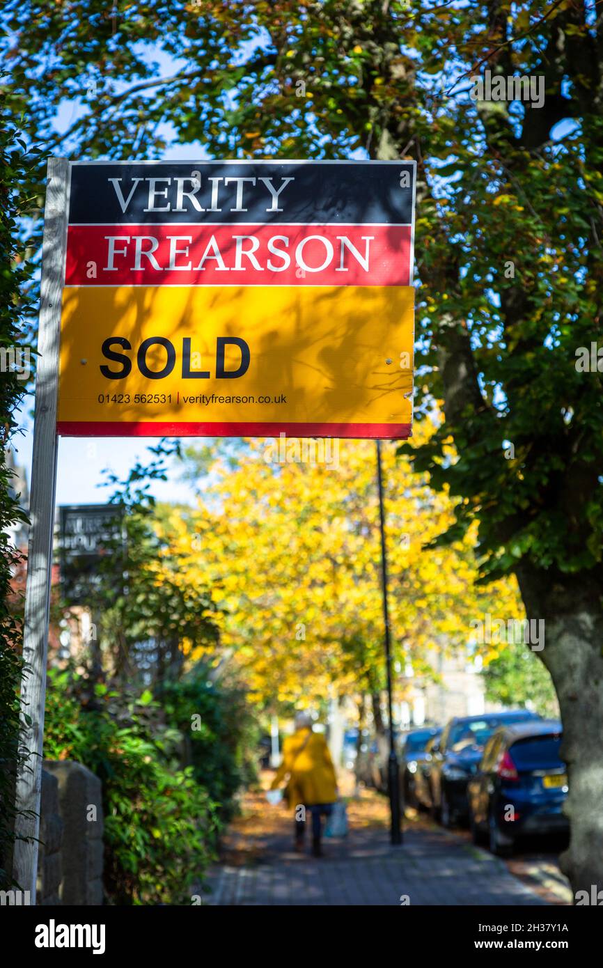 Property sold sign, Harrogate, UK 2021 Stock Photo