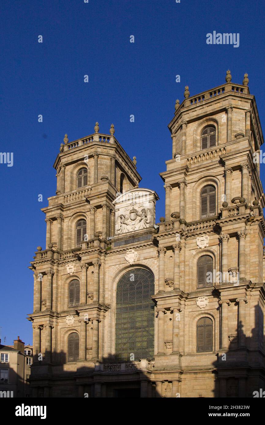 Cathedrale saint pierre rennes hi-res stock photography and images - Alamy