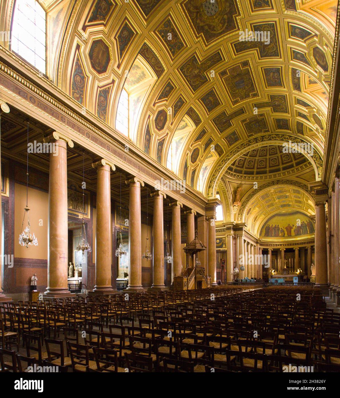 Cathedrale saint pierre rennes hi-res stock photography and images - Alamy