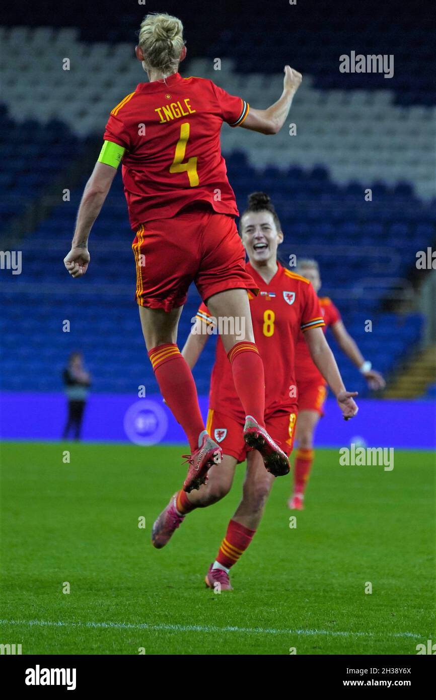 Sophie Ingle celebrates scoring for Wales during the 4-0 defeat of Estonia Stock Photo