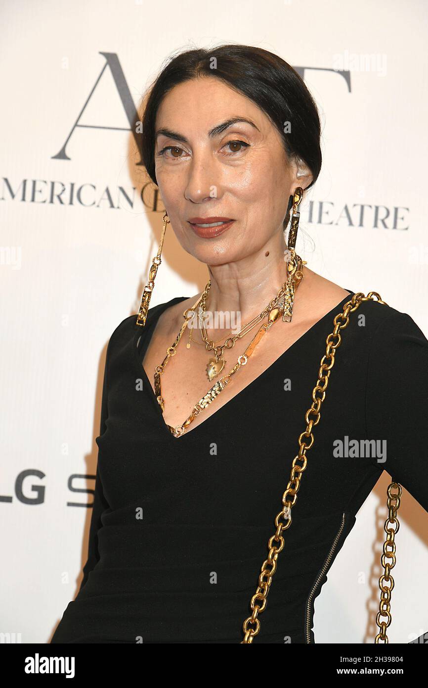 Anh Duong attends the American Ballet Theatre's Fall Gala at the David H Koch Theater in Lincoln Center Plaza on October 26, 2021 in New York, New York, USA. Robin Platzer/ Twin Images/ Credit: Sipa USA/Alamy Live News Stock Photo