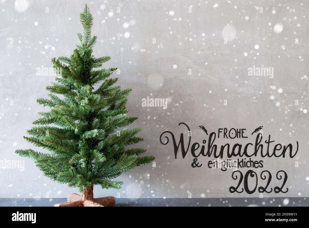 Merry Christmas 2022 Pictures Gray Christmas Tree, Glueckliches 2022 Mean Happy 2022, Gray Background,  Snowflakes Stock Photo - Alamy