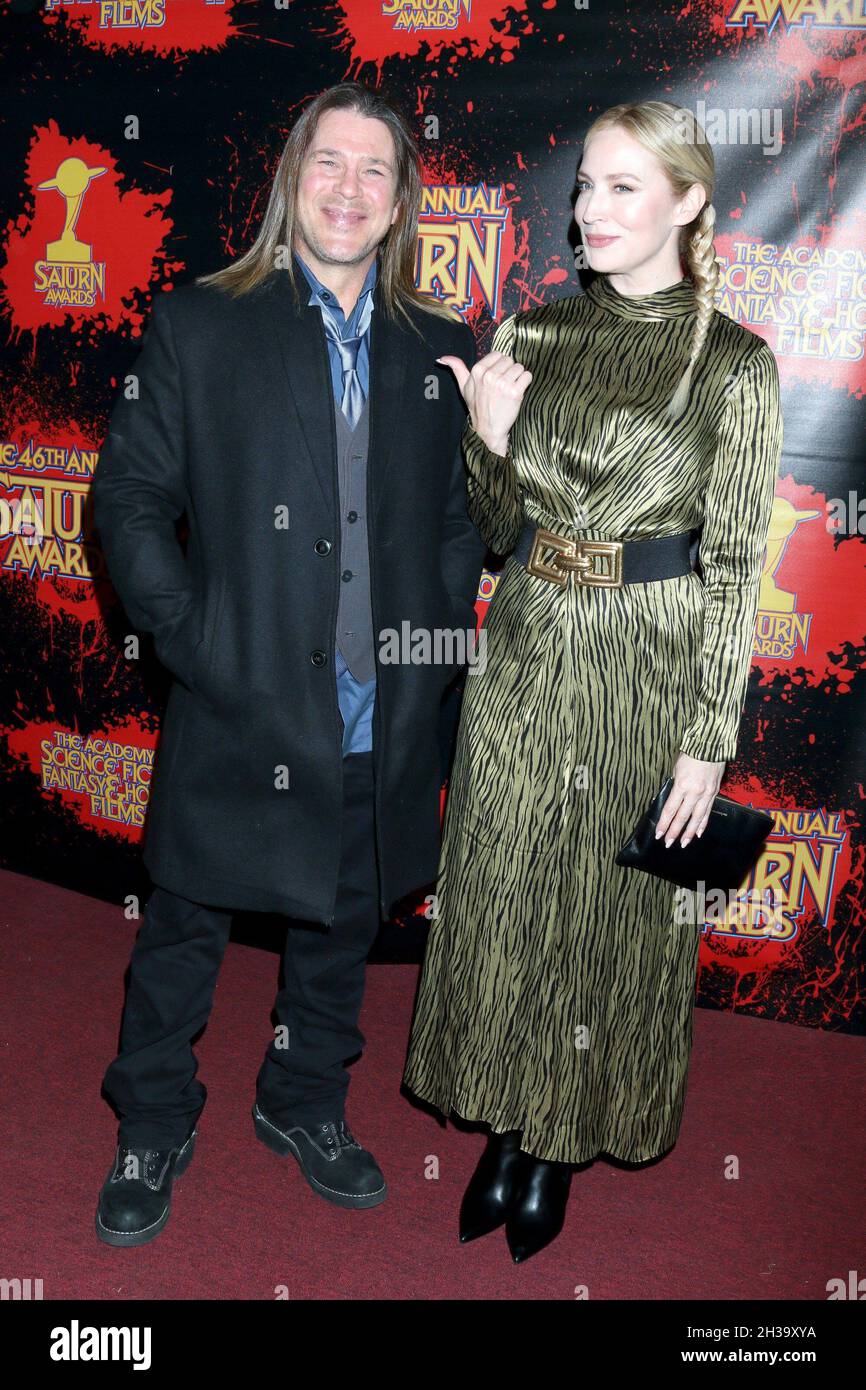 Christian Kane And Beth Riesgraf