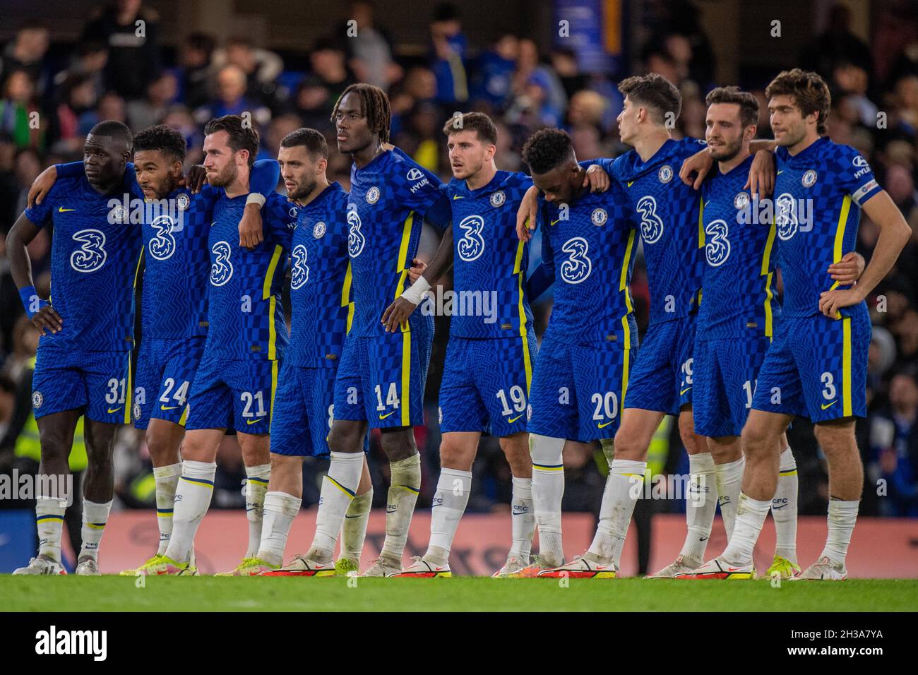 LONDON, ENGLAND - OCTOBER 26: Malang Sarr, Reece James, Ben Chilwell, Mateo Kovacic, Trevoh Chalobah, Mason Mount, Callum Hudson-Odoi, Kai Havertz, Sa Stock Photo