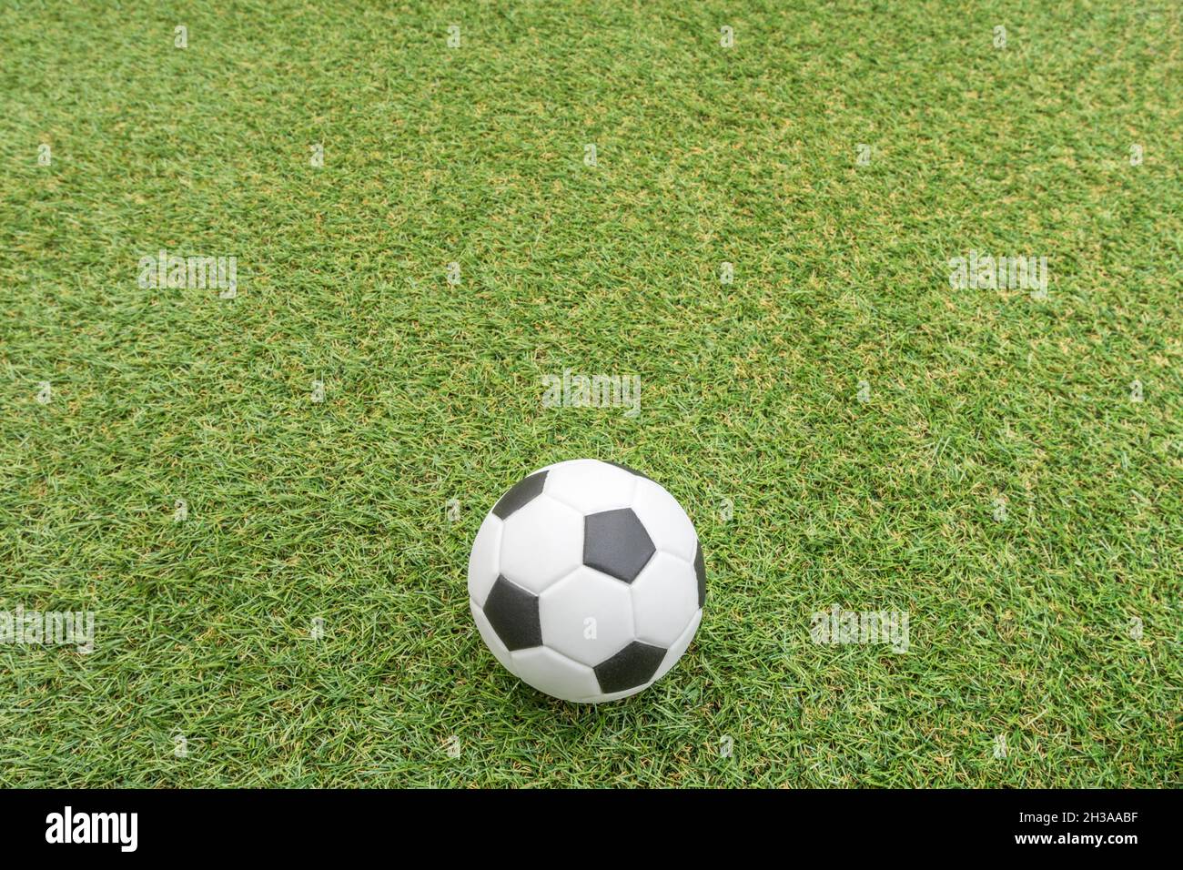 Kid's small toy plastic soccer ball (Made in China) on fake plastic