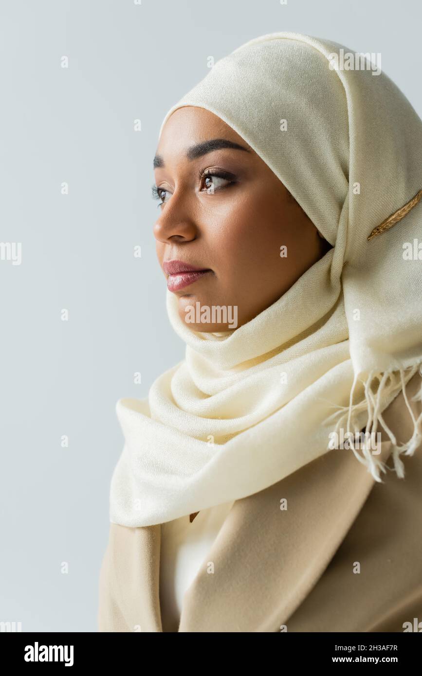 Pretty hijab deals