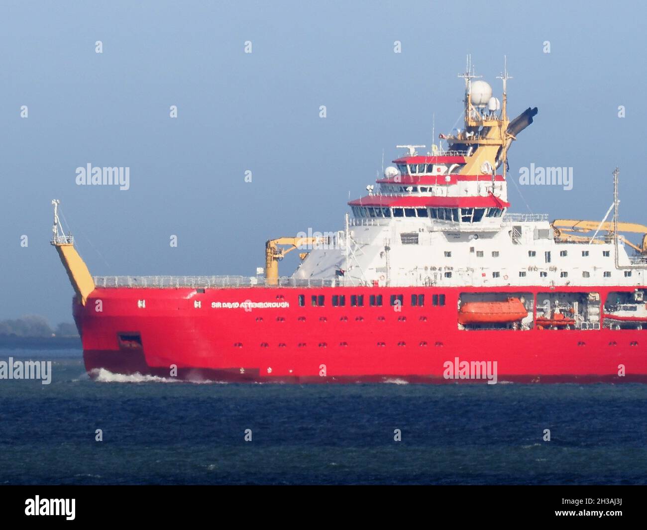 Sheerness, Kent, UK. 27th Oct, 2021. Polar research ship 'RRS Sir David