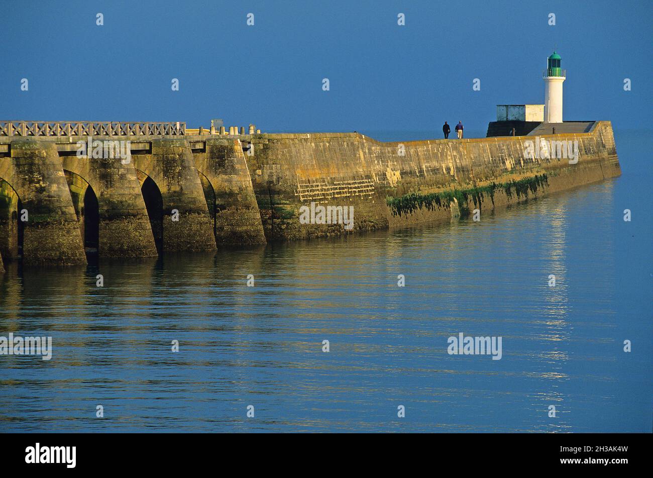 FRANCE. VENDEE (85) THE SABLES D'OLLONE THE PIER OF THE HARBOUR Stock Photo