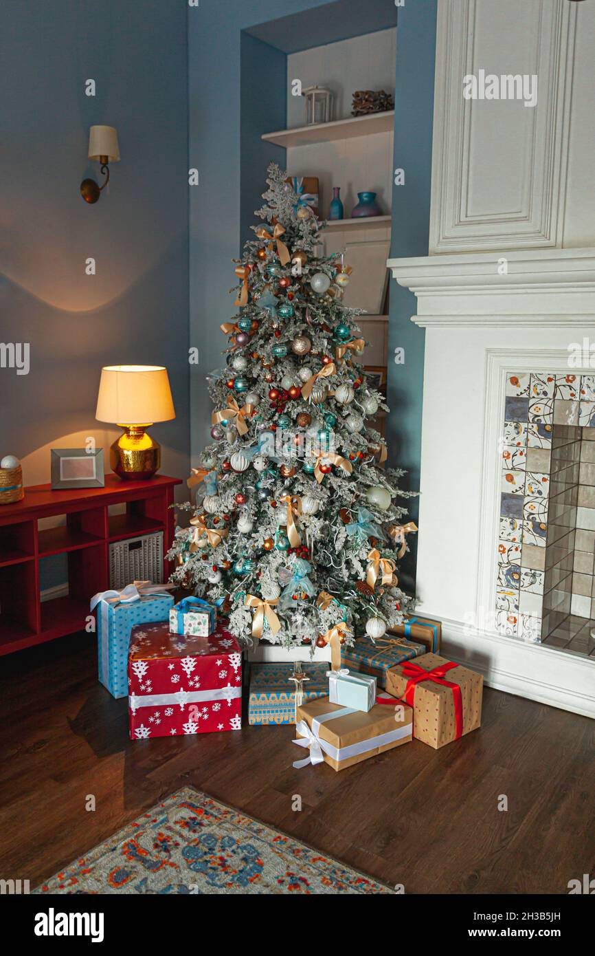 Classic Christmas decorated interior room, New year tree with silver ...