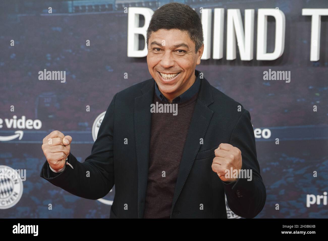 Giovane Elber Bayern Munich High Resolution Stock Photography and Images -  Alamy