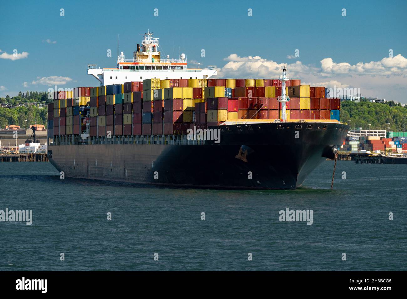 Floating cargo containers hi-res stock photography and images - Alamy
