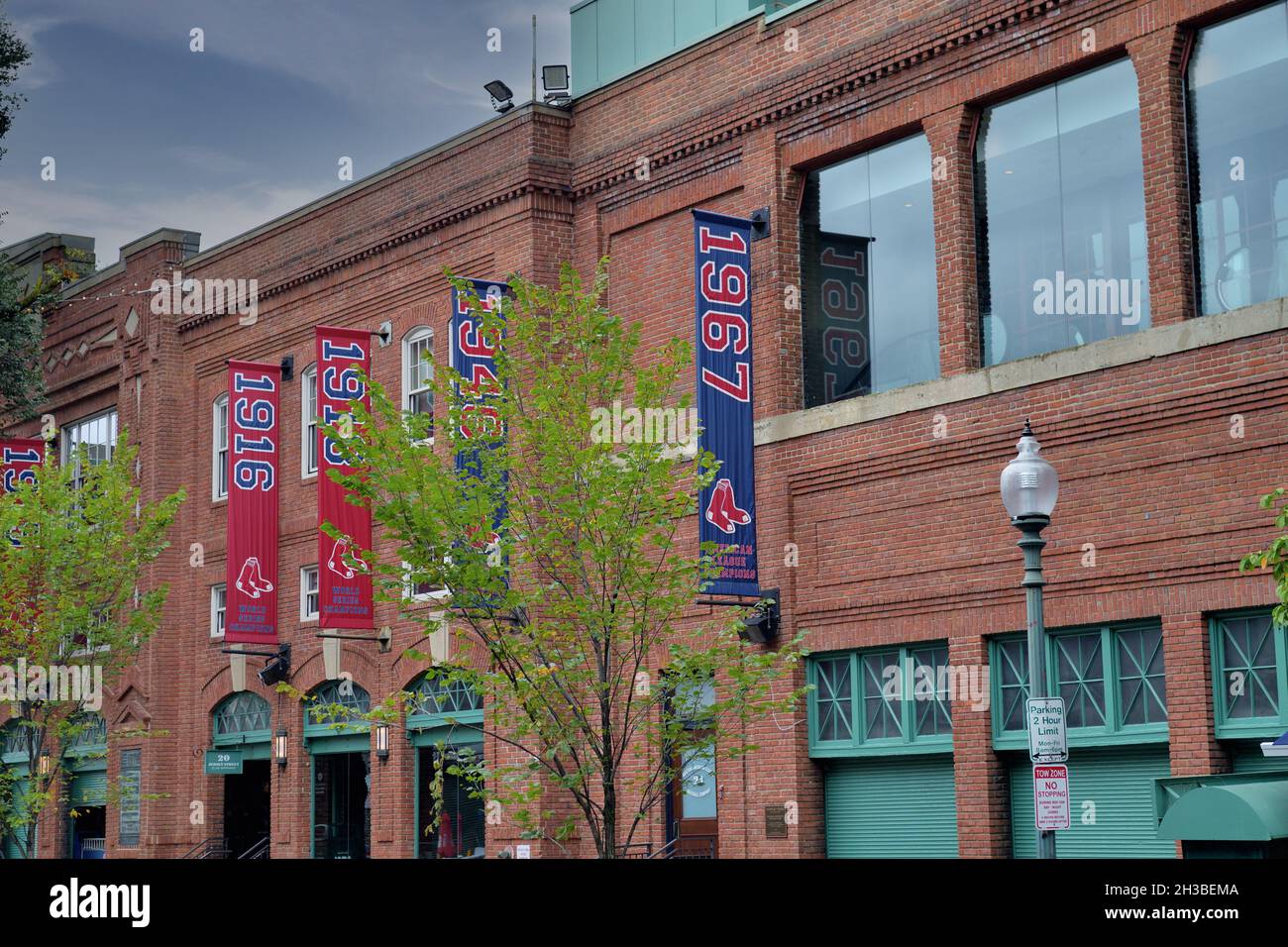 Boston, Massachusetts, USA. Exterior of Fenway Park, near Kenmore Square in Boston. The stadium has been home to Major League Baseball's Boston Red So Stock Photo