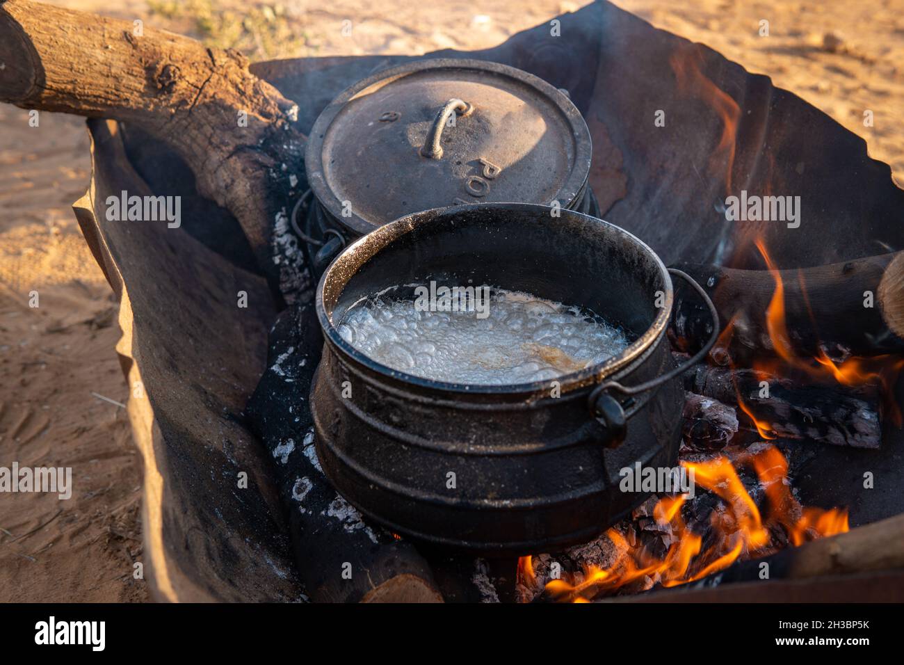 Cauldron or Camping Kettle Over Open Fire Outdoors Stock Image - Image of  equipment, meal: 152245427