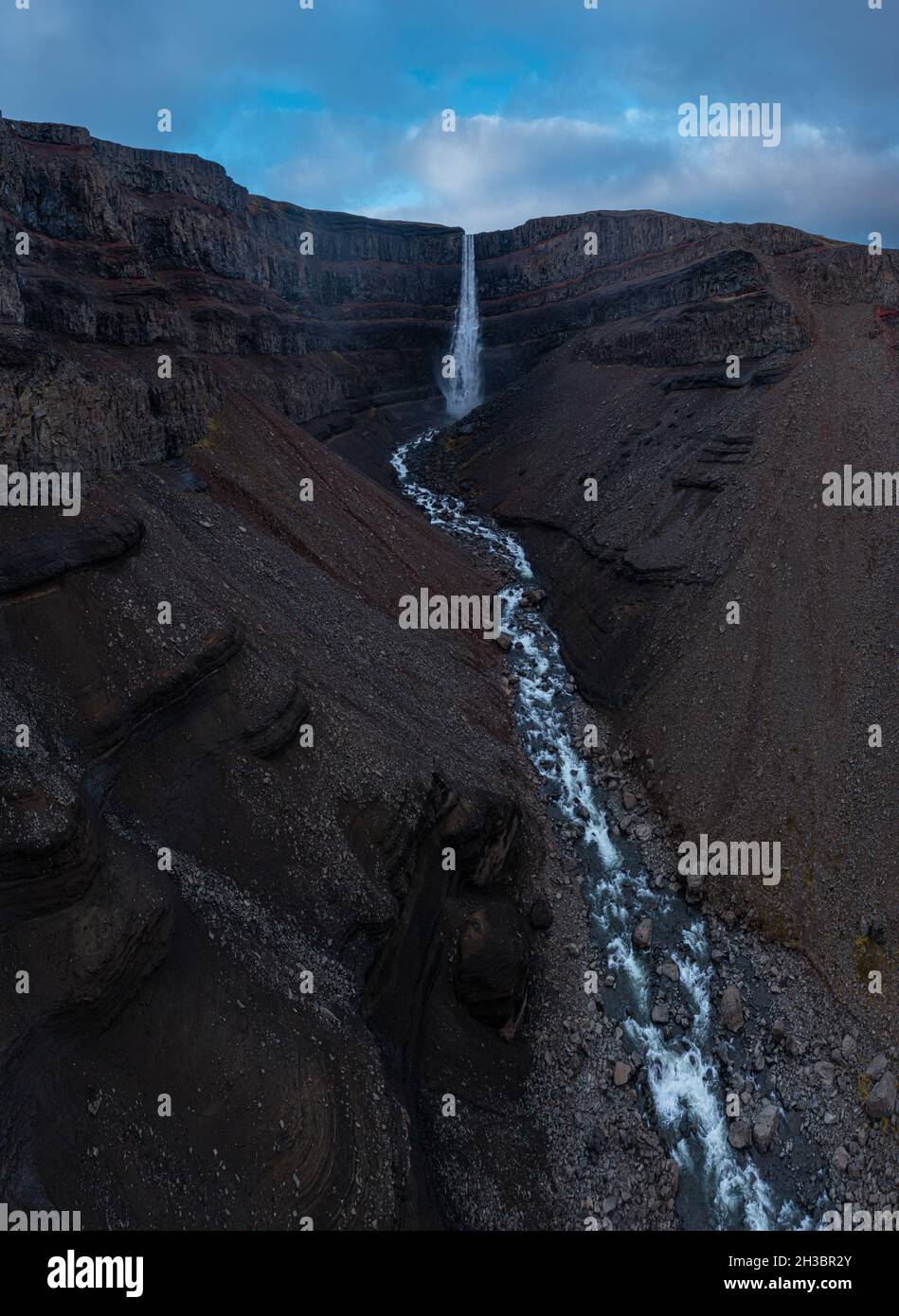 Waterfall drone red rock canyon hi-res stock photography and images - Alamy