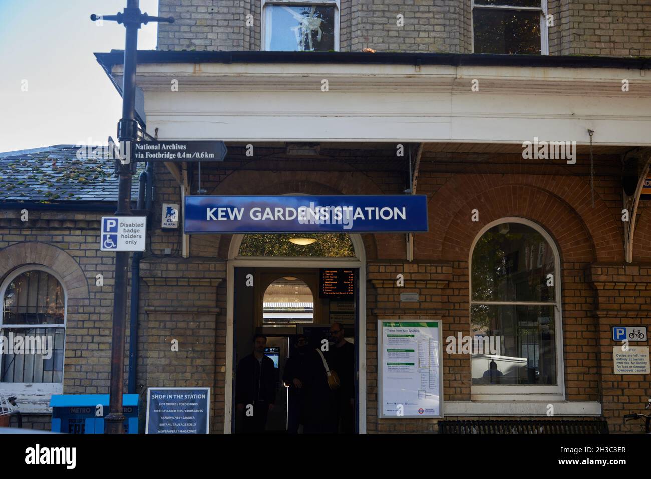 Exterior view of Kew Gardens station Stock Photo Alamy