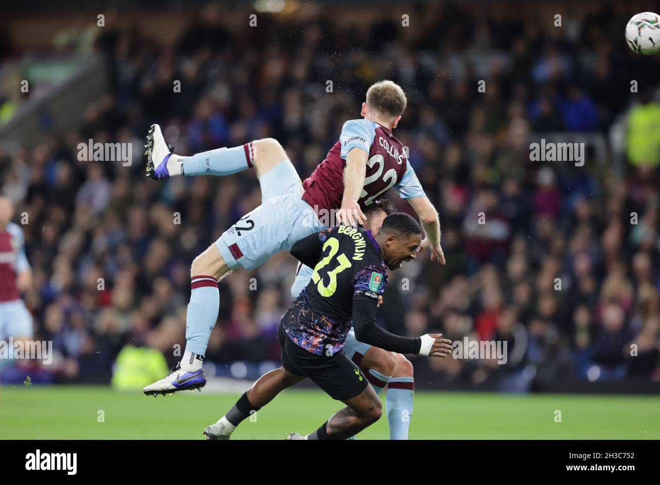 BURNLEY, UK. OCT 27TH Nathan Collins of Burnley tangles with Steven Bergwijn of Tottenham Hotspur during the Carabao Cup match between Burnley and Tottenham Hotspur at Turf Moor, Burnley on Wednesday 27th October 2021. (Credit: Pat Scaasi | MI News) Credit: MI News & Sport /Alamy Live News Stock Photo