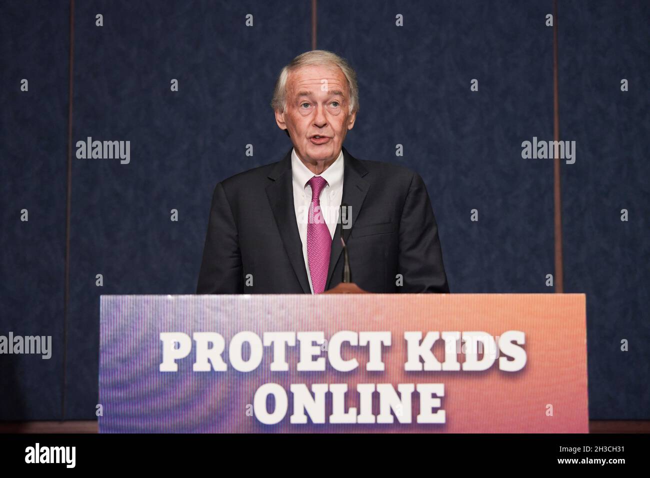 Washington, United States. 27th Oct, 2021. US Senator, Ed Markey (D-MA) speaks during a press conference about Online Privacy Protection Act at SVC/Capitol Hill. Credit: SOPA Images Limited/Alamy Live News Stock Photo