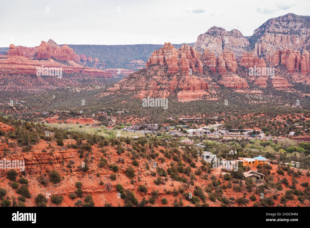 Views of the red rocks of Sedona, as seen from the Airport Loop hiking trail Stock Photo