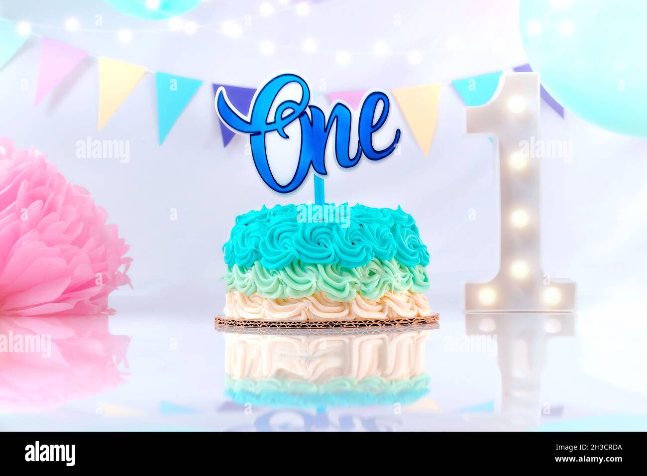 Blue first birthday cake for a milkshake cake, first birthday ...