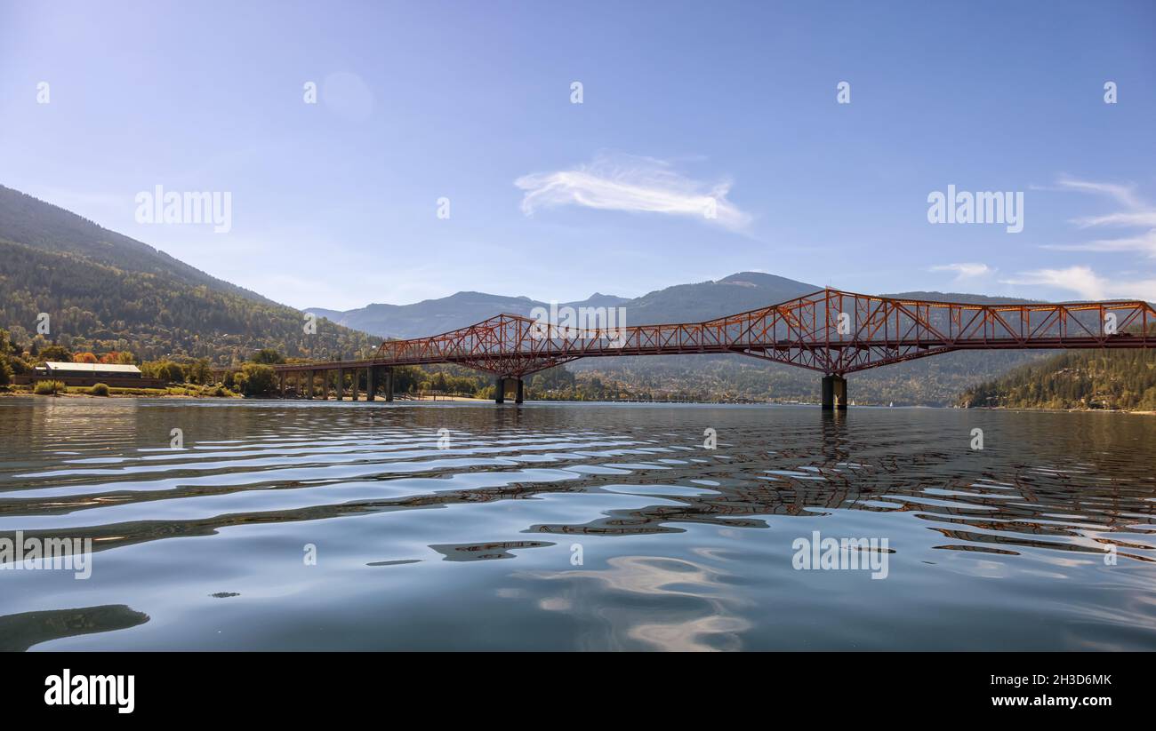 Kootenay orange bridge canada hi-res stock photography and images - Alamy