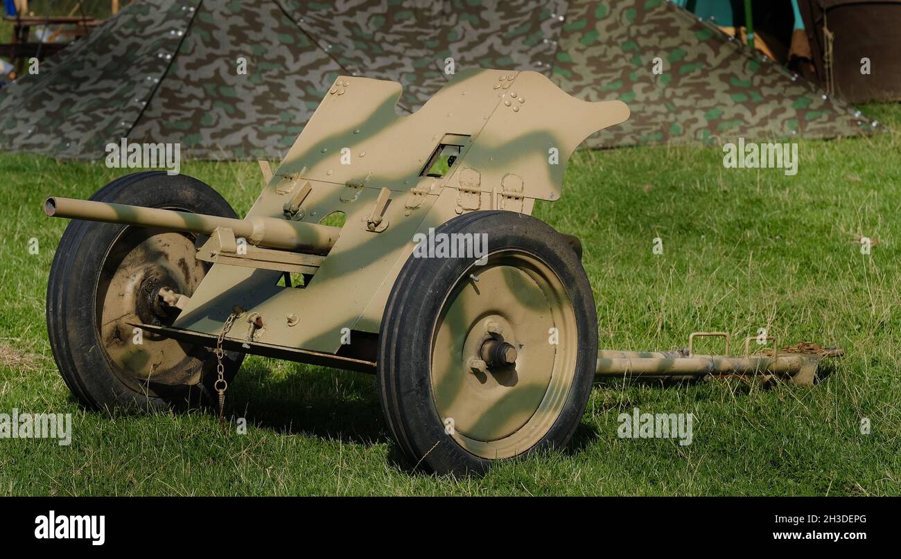 The Pak 36 is a 3.7cm / 37mm caliber German anti-tank gun used during the  Second World War Stock Photo - Alamy