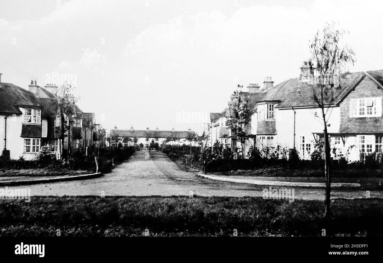 Pix Road, Letchworth Garden City, early 1900s Stock Photo Alamy